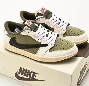 Travis Scott Golf Shoes